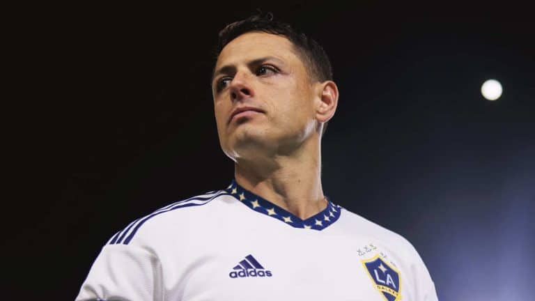 Futbolista mexicano Javier "Chicharito" Hernández podría ser presidente de un equipo en la Kings League América